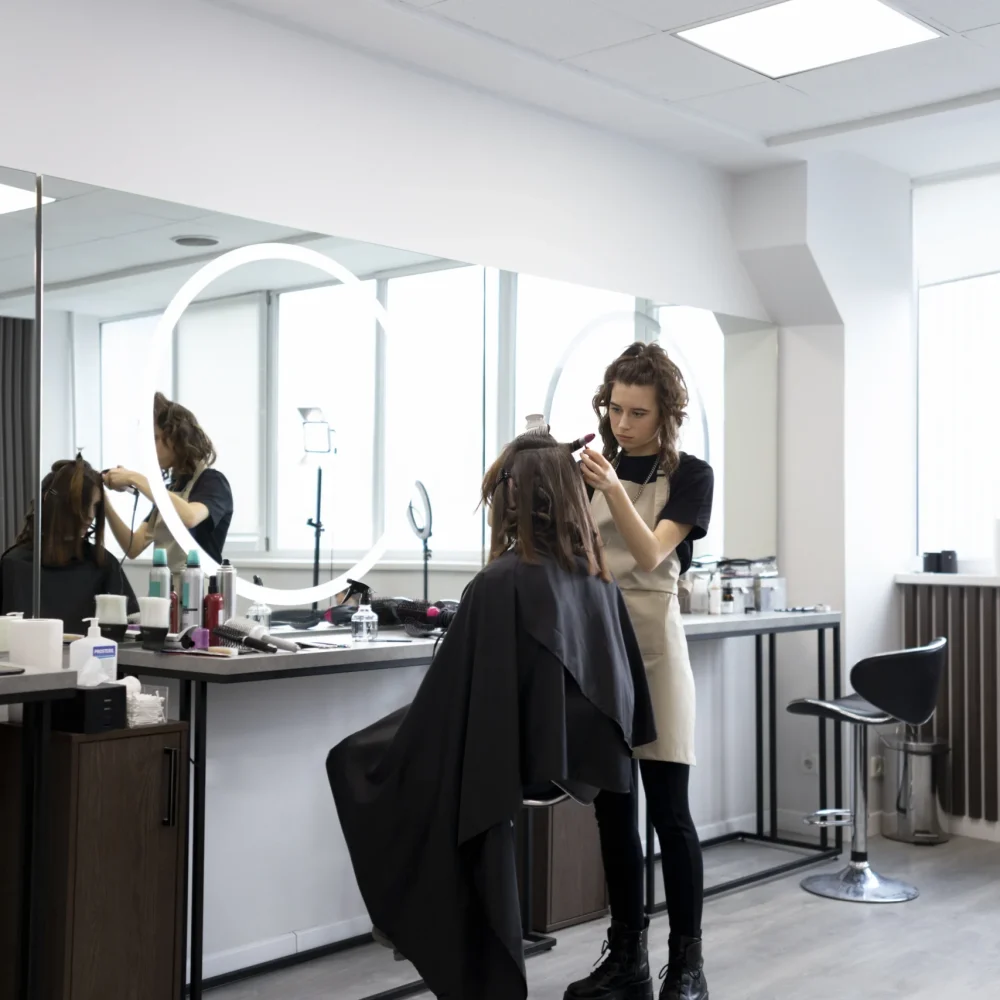 hairdresser-taking-care-her-client hairdresser-taking-care-her-client
